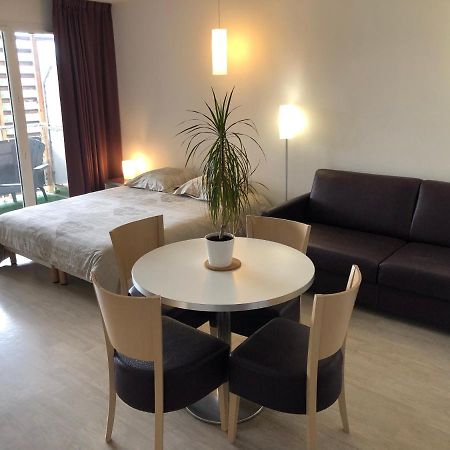 Appart Lourdes 100 M Gare - 4 Places Avec Balcon 10Mn Sanctuaire Exterior foto